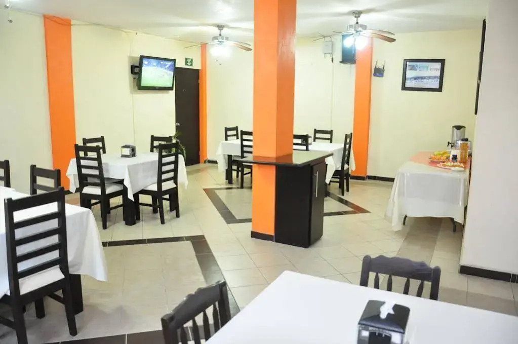 Hotel Maria Elena