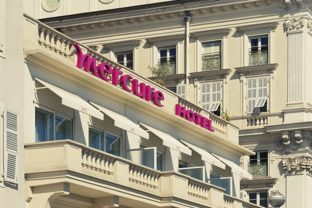 Mercure Nice Marché Aux Fleurs