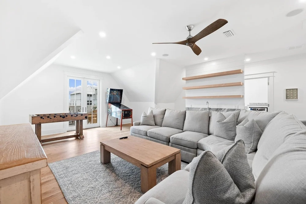 Summer Villa 274 Pompano Street 7 Bedroom Home by RedAwning