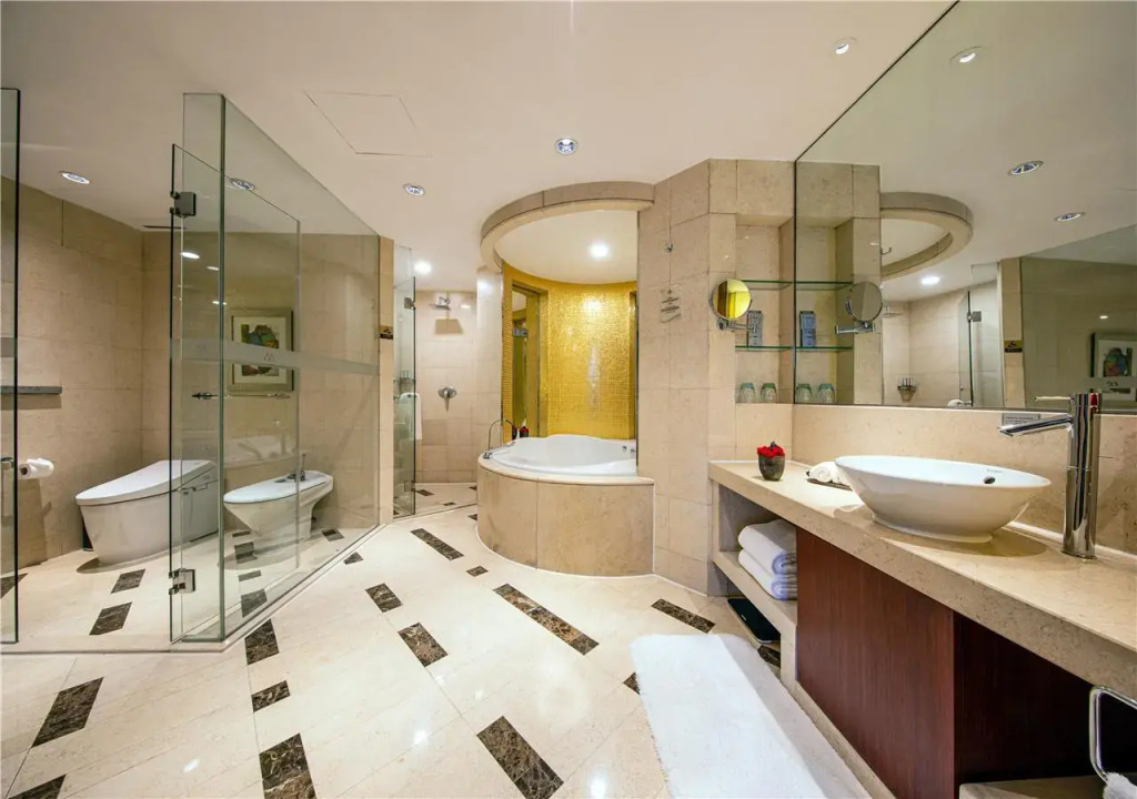 Beijing Kuntai Royal Hotel