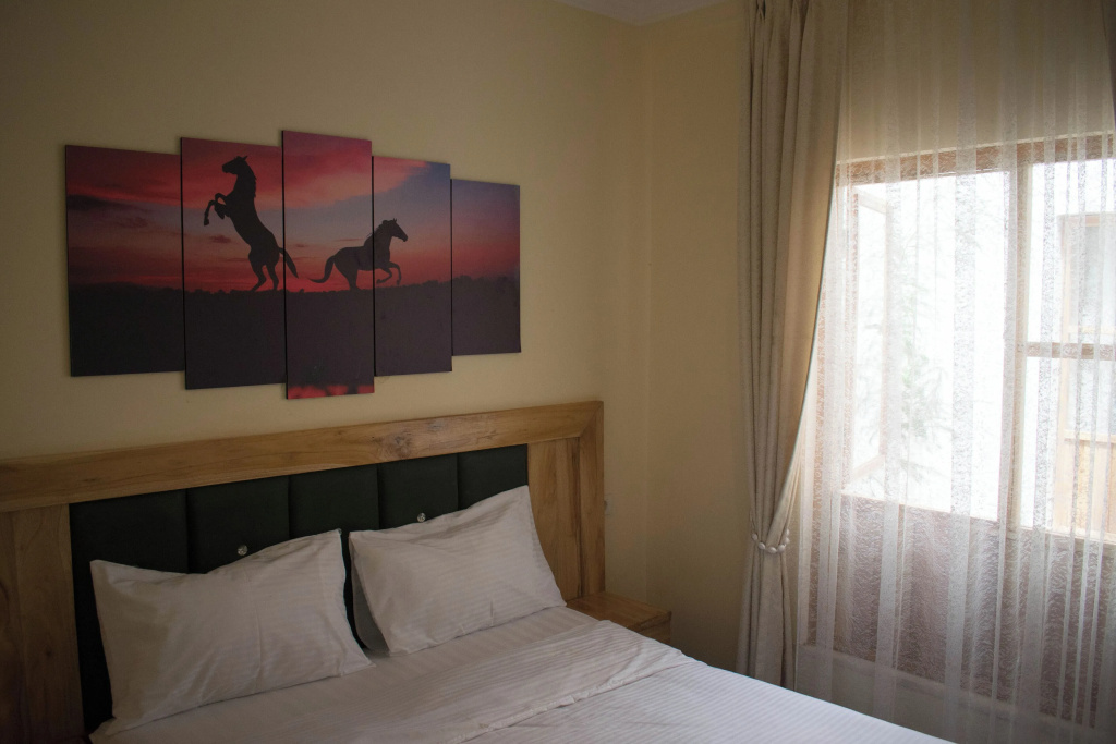 Choice Guest House 2