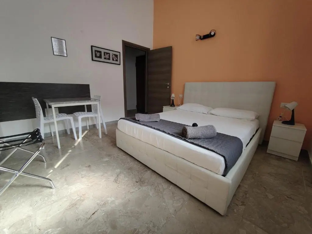 Guest House Turin Metro Young