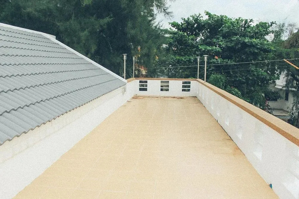 Ban Rub Lom Pool Villa 3 difference villas