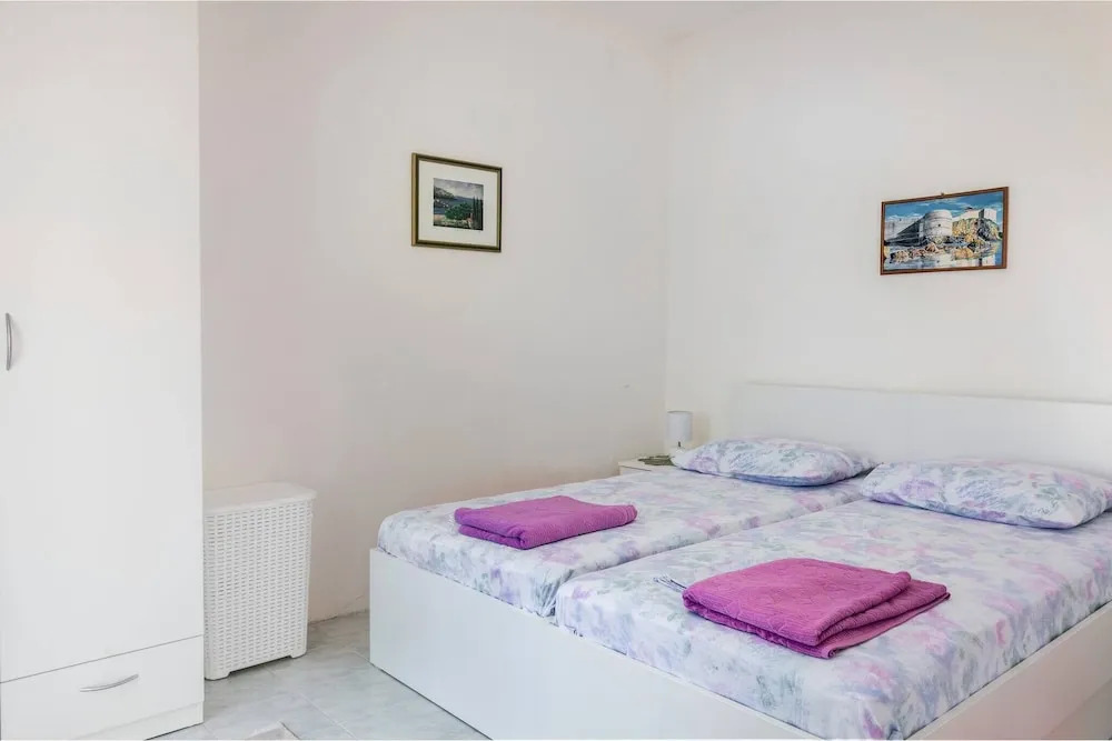 Beach Villa Ratac