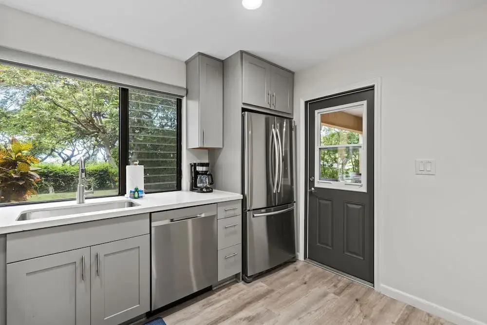 Wailea Ekahi 24B - Modern Garden Retreat w/ Lanai, Split AC & Stylish Renovation