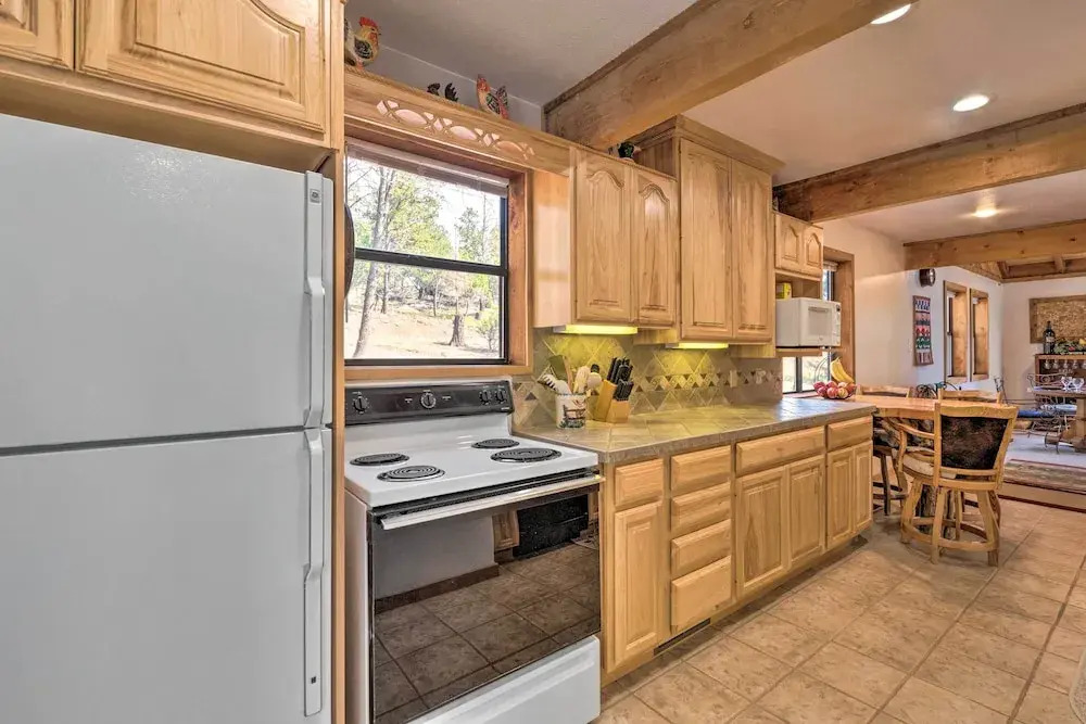 Alto Home w/ Deck & Views ~ 15 Mi to Ski Apache!