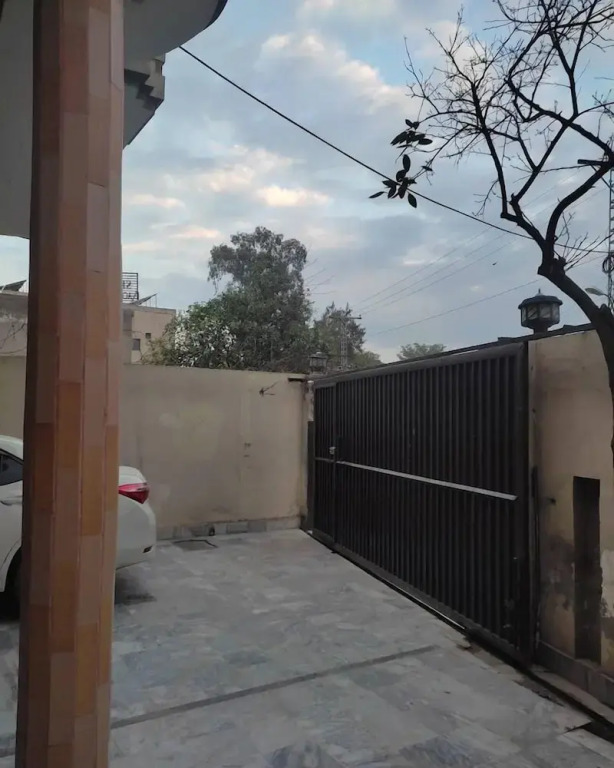 7 Cs Guest House