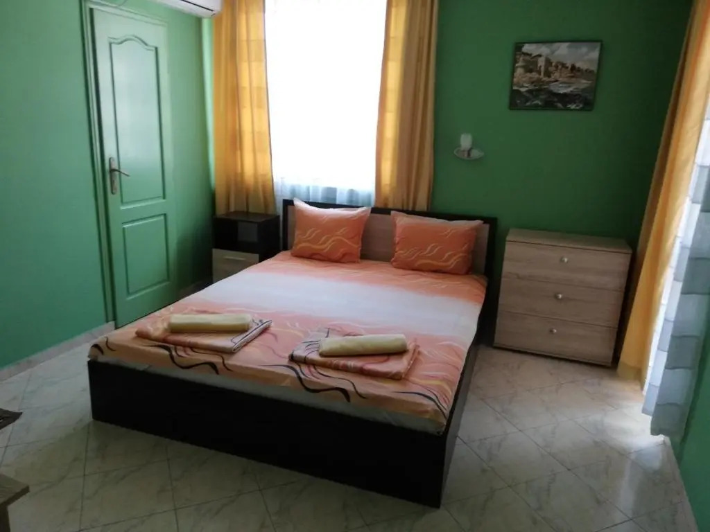 Guest House Yanina