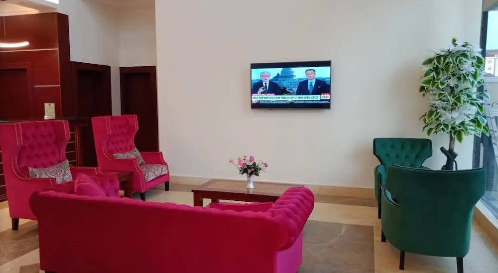 City Cruz Hotel