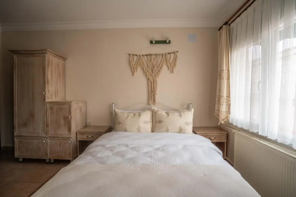 Cunda Zeytindal? Garden Otel