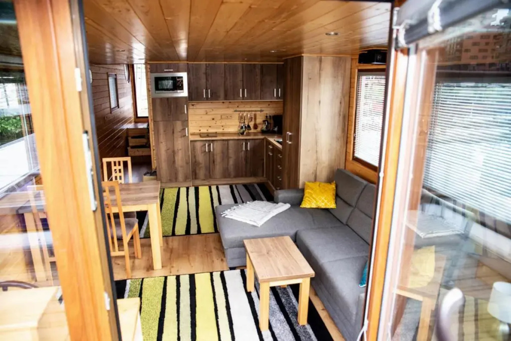 Houseboat Bonanza Prague