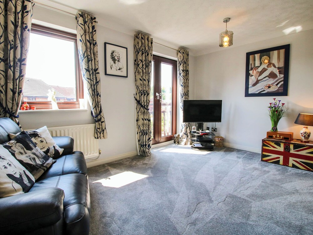 63 Severn Street
