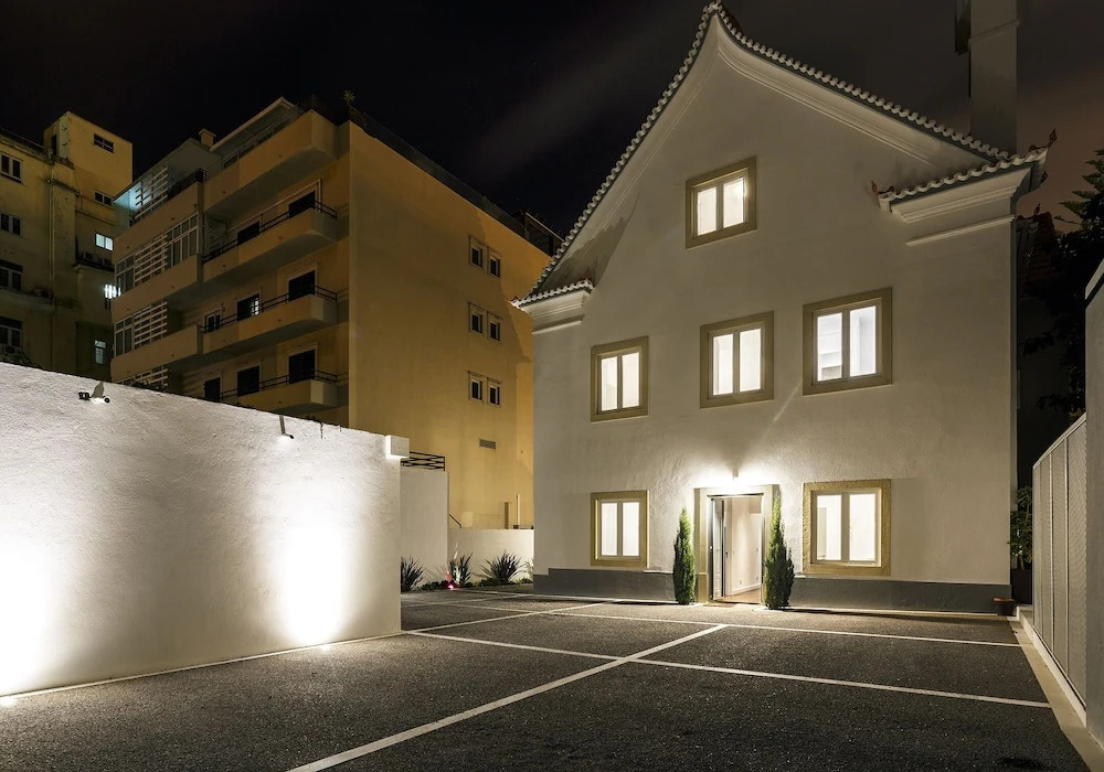 Chalet Estoril Townhouse