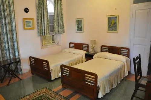 Orchard Palace
