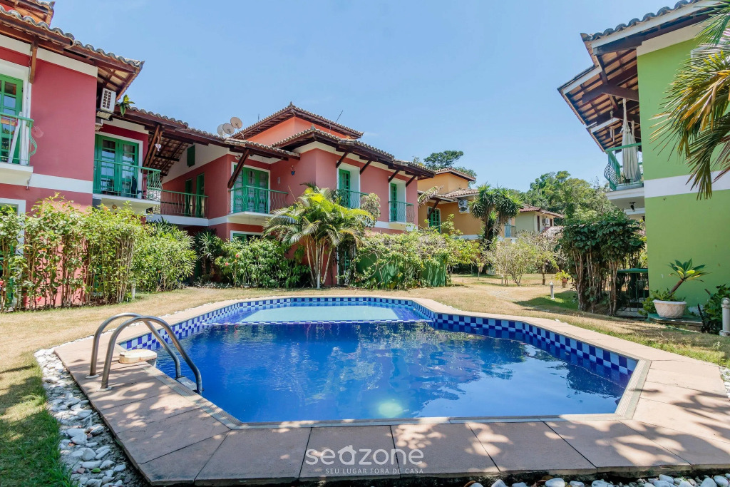 Apto Com Piscina Prox Da Praia De Araçaípe Adm0104