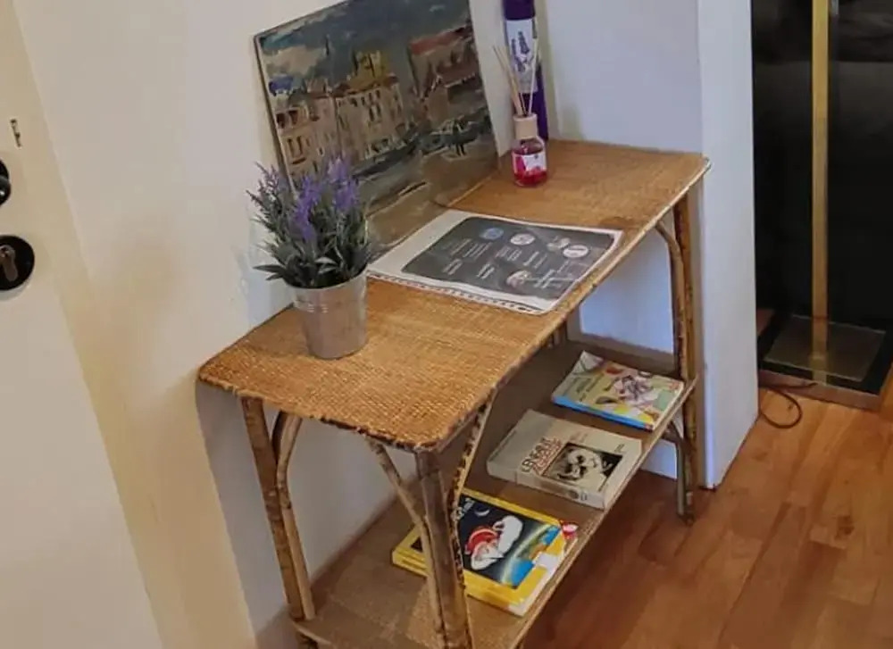 Bright Handy Studio Near Nato