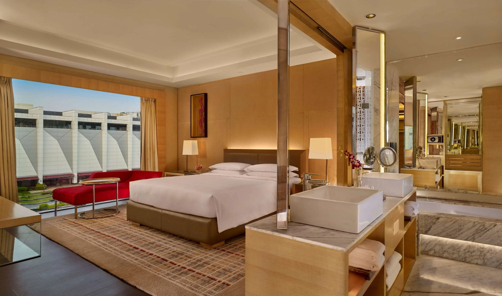Hyatt Regency Chandigarh, Elante Mall