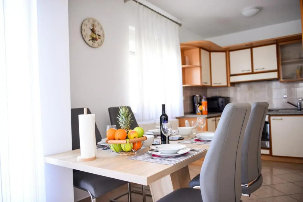 Apartment Goodbed