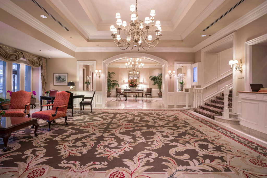 La Grande Residence at the Sutton Place Hotel