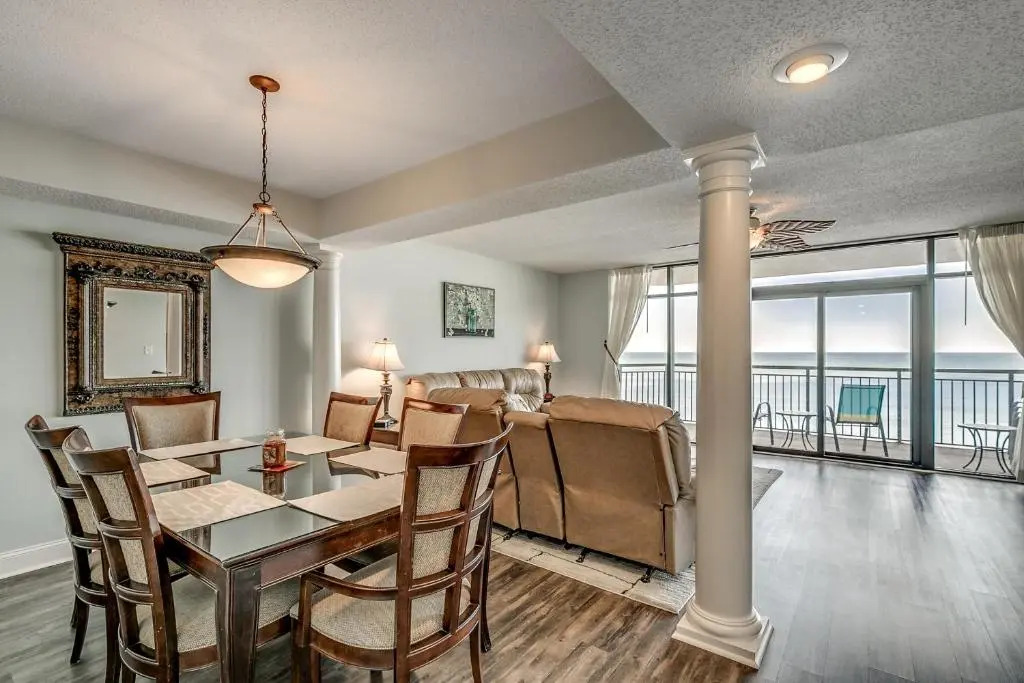 South Wind 1106 (3 Bedroom, Sleeps 10)