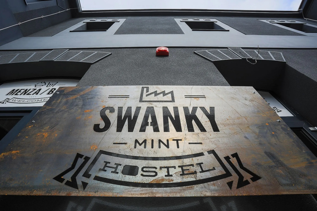 Stay Swanky Bed & Breakfast