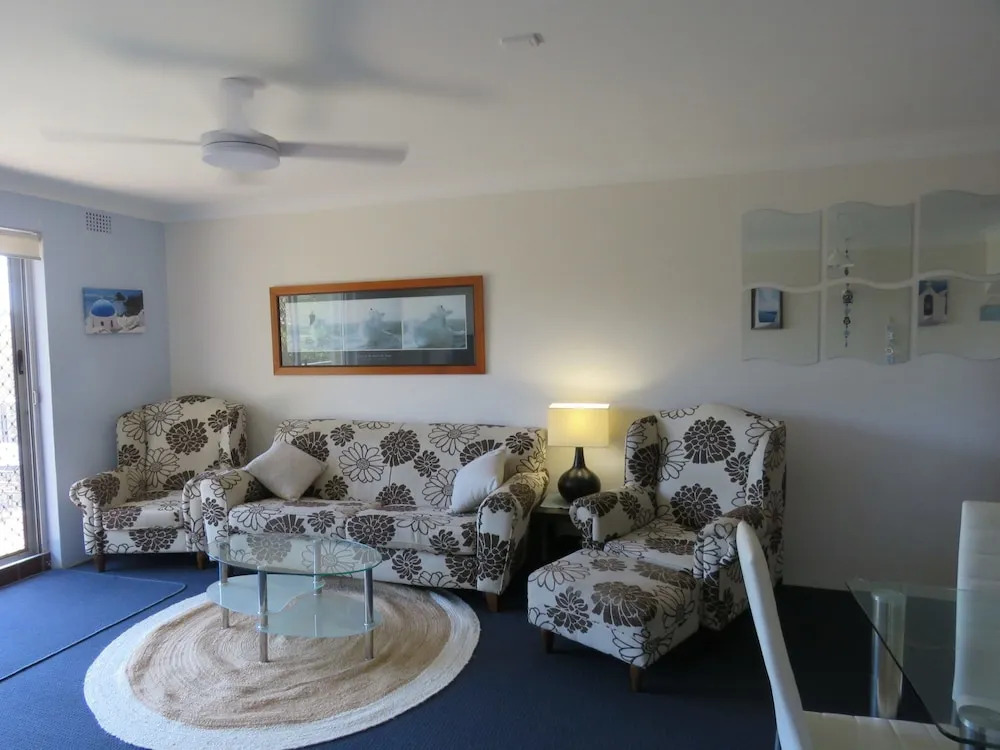 Parkview, Unit 16, 11 Catalina Close