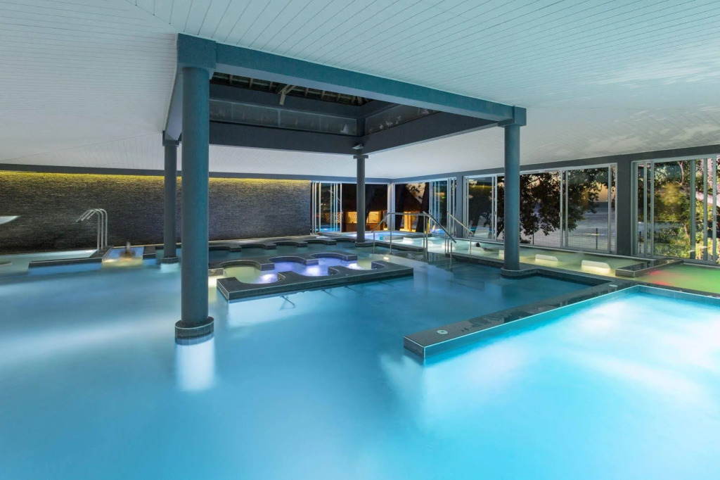 Chateau Royal Beach Resort & Spa, Noumea