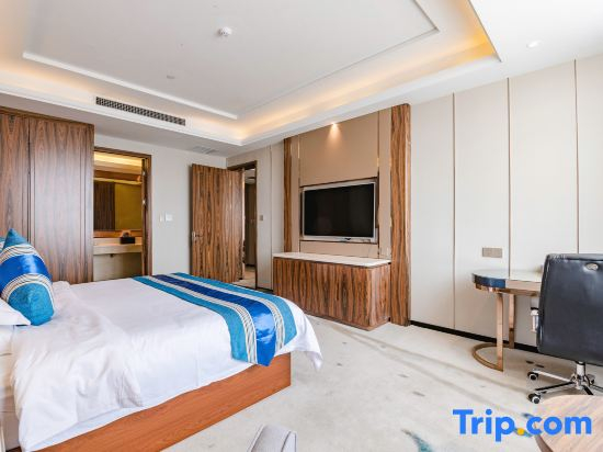 Huangchuan Shibo International Hotel