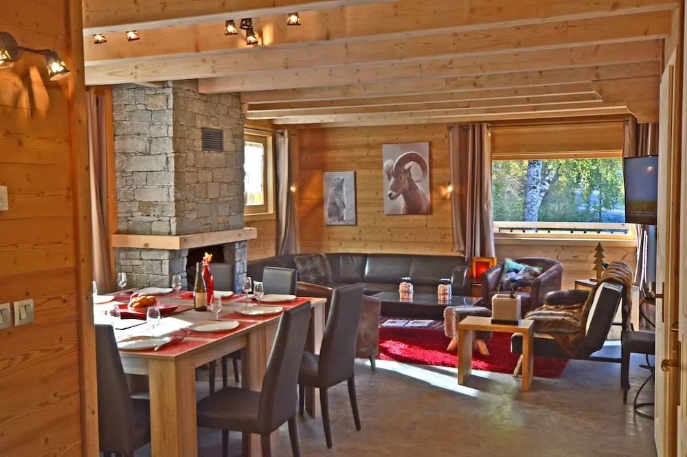 Chalet Phoenix