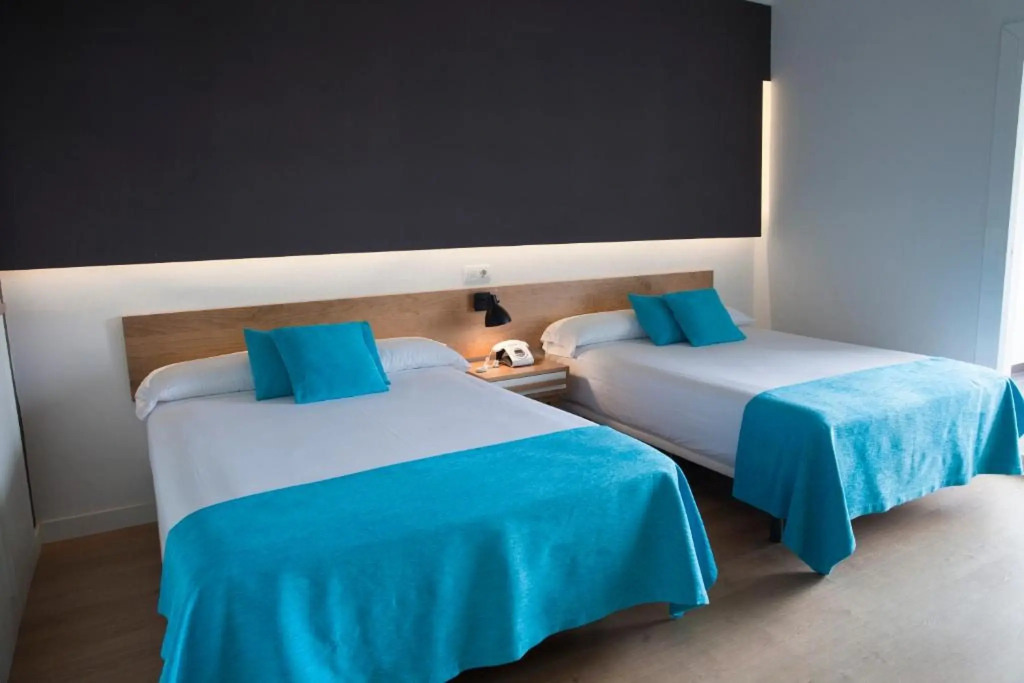 Hotel Brisamar Suites