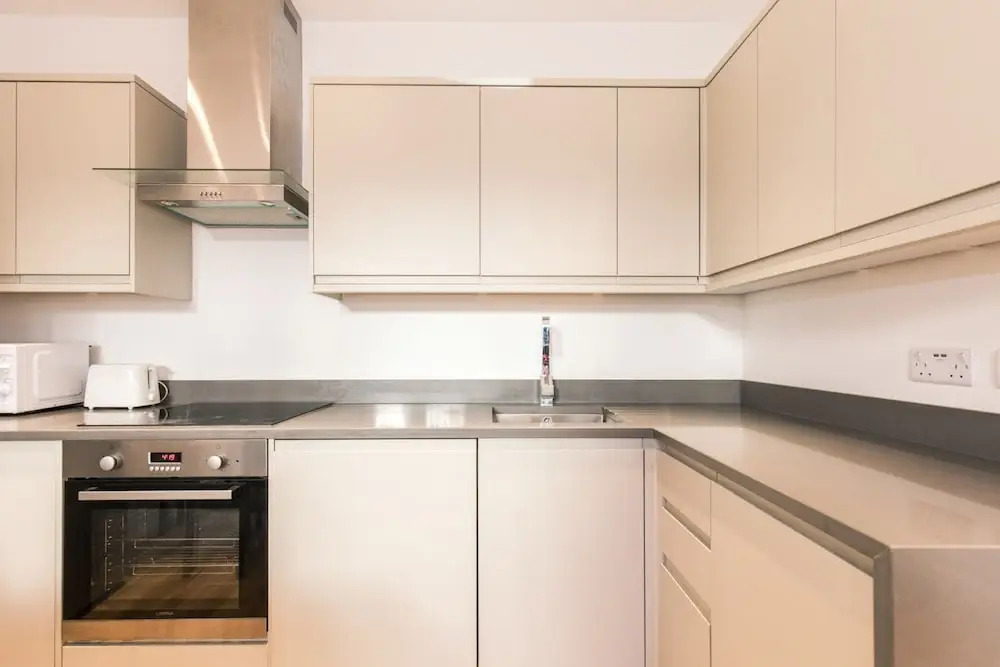 Eson 2 - The Westbourne Terrace Cocoon