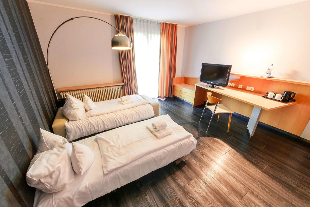 PLAZA INN Stuttgart-Ditzingen