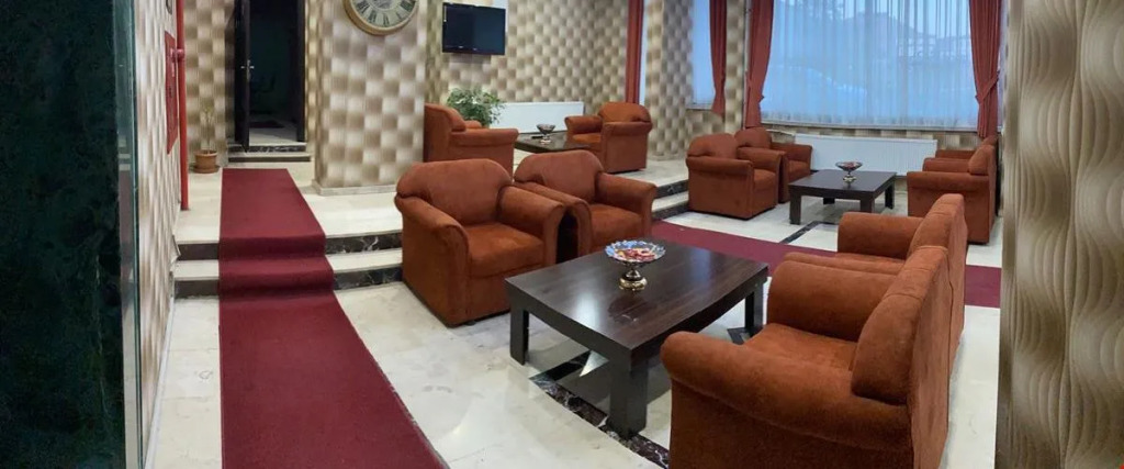 Grand 52 Hotel