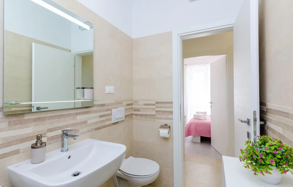 Beautiful Home In Gruda