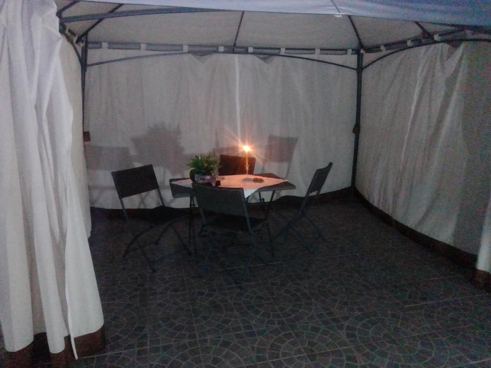 Fitta Chambre Mavì
