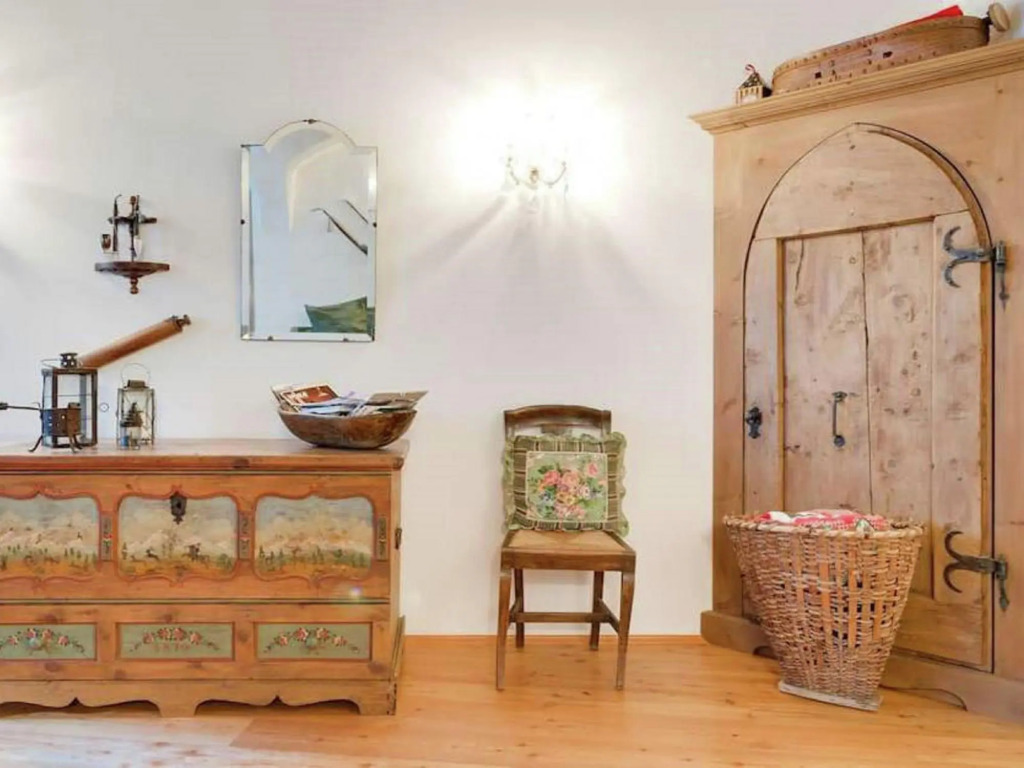 Modern Apartment, Bressanone