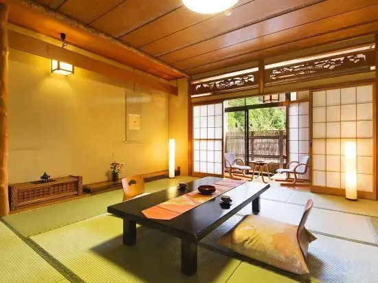 Yumoto Sakakibarakan