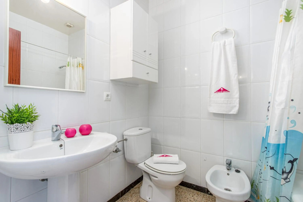 BASIC COMFORT Apartament Poeta Marquina 1