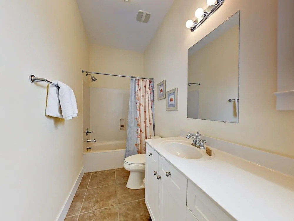 13 Hatchew Home 4 Bedrooms 3 Bathrooms Home