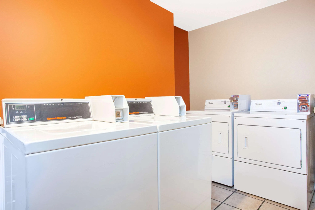 Days Inn by Wyndham Orlando Downtown