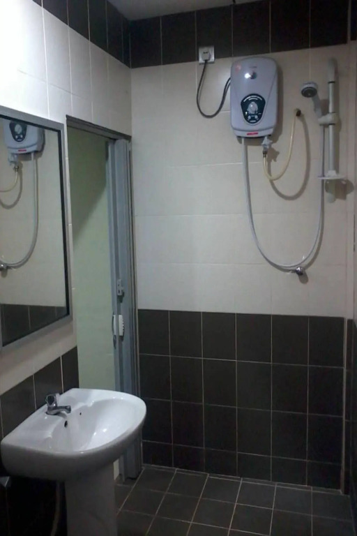 Haliman Guest House
