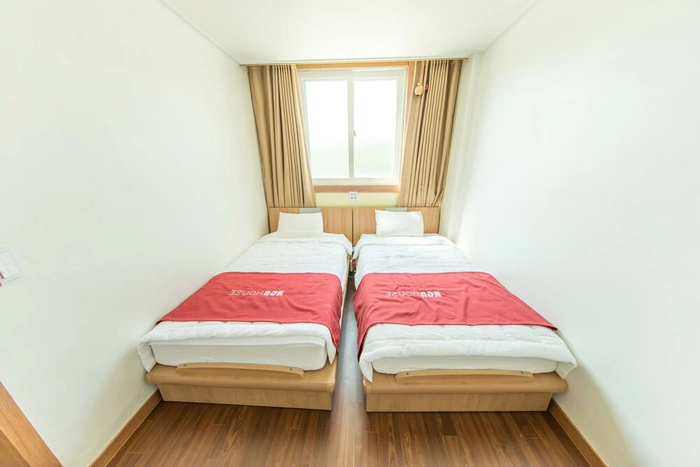 Rgb House Hostel