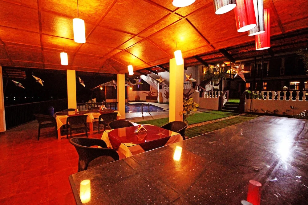 Raposo Resorts