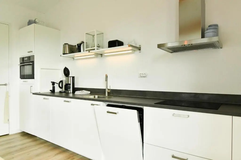 Villa Maroma Mistral Veerse Meer, gratis 4 E-bikes, gratis laden EV, trampoline