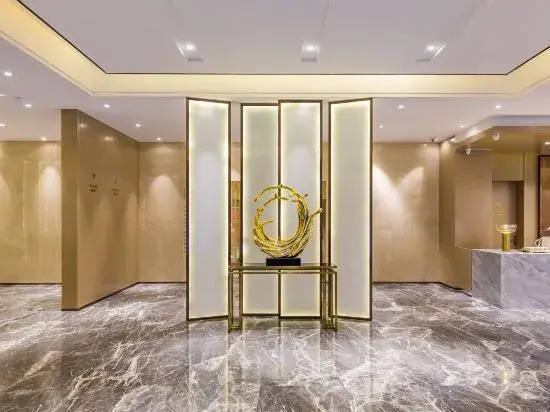Lavande Hotel (Hohhot Helinger Development Zone)