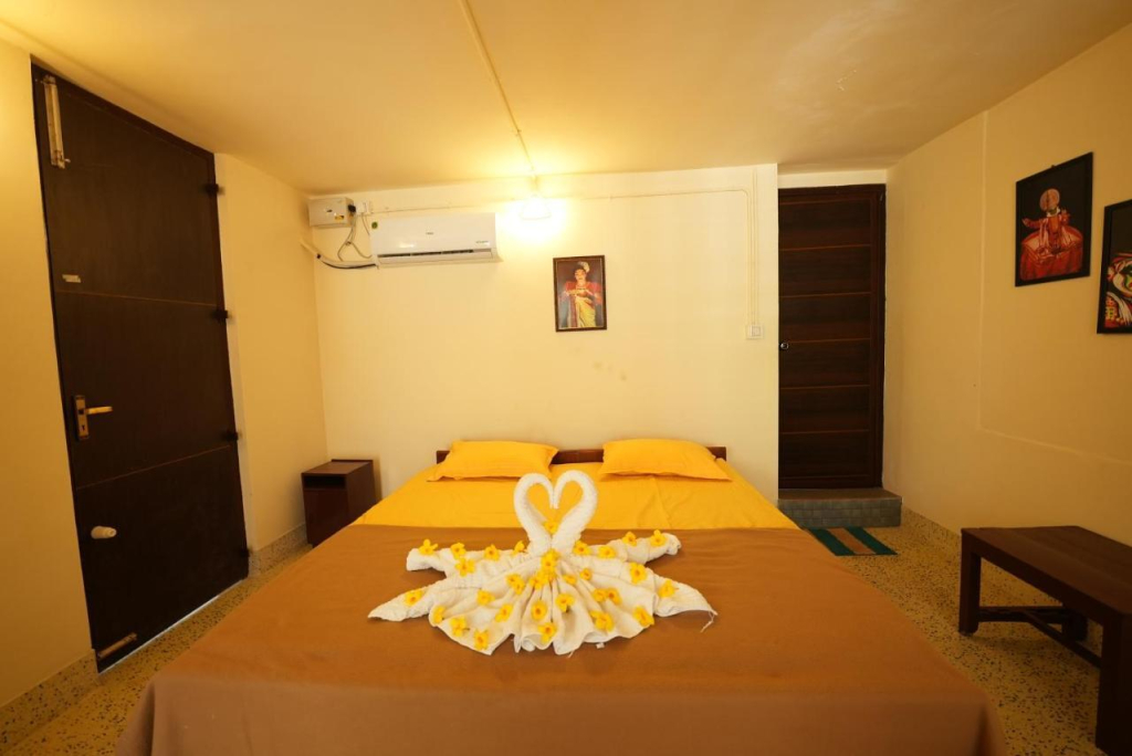 1 BR Homestay in Cherthala, Alappuzha (8942), by GuestHouser