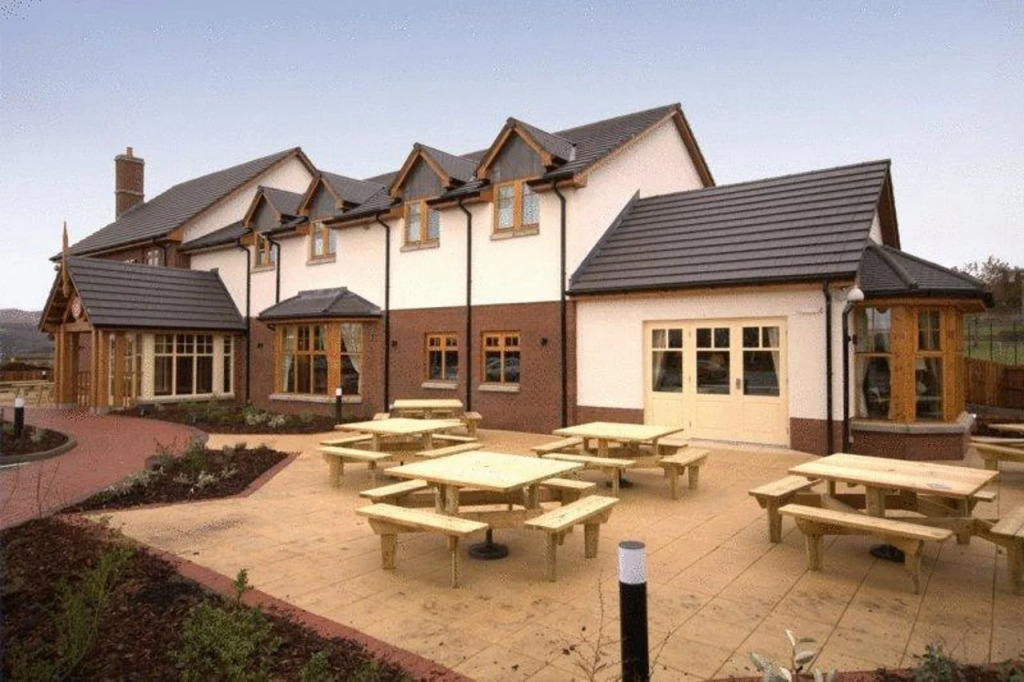 Premier Inn Dumbarton/Loch Lomond