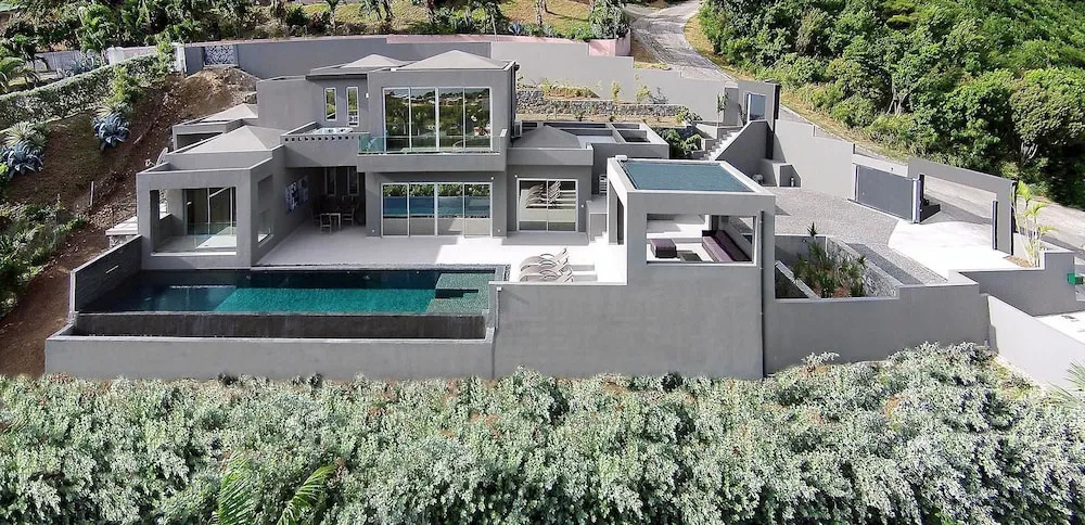 Contemporary Villa, Great Views, Pool, Hot Tub, AC, Free Wifi, Near Orient Bay Beach!