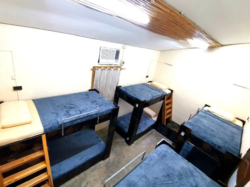 Big Paul Hostel