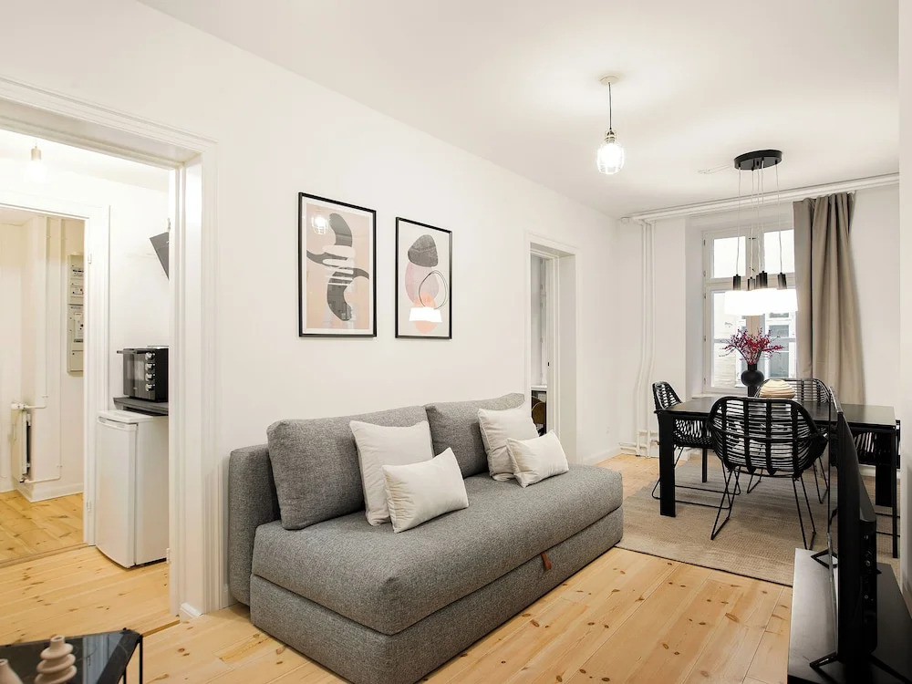 Tivoli 1- Lovely 2-bdr Apt Near Tivoli
